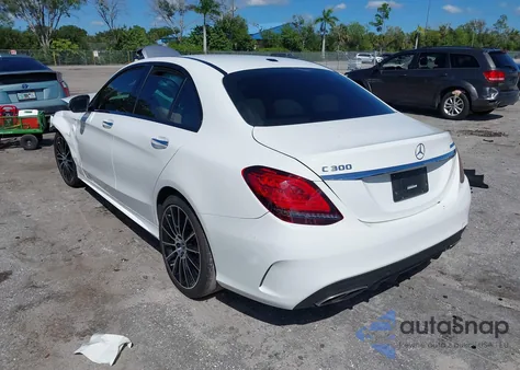 2019 Mercedes-Benz C 300 from USA, damaged, VIN 55SWF8DB9KU300657